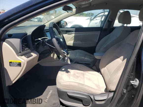 ✅ 2017 Hyundai Elantra Value Edition • VIN: 5NPD84LF7HH097472 • Лот: 71886105. Опубликован ранее на Copart с пробегом 129 701 миль. Бесплатный доступ к архиву аукционных продаж из США и подробный отчёт об истории автомобиля на DreamBid. Изображение 7.