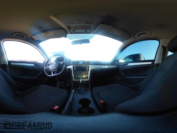 ✅ 2016 Volkswagen Passat S • VIN: 1VWAS7A3XGC046778 • Лот: 42431146. Опубликован ранее на IAAI с пробегом 136 178 миль. Бесплатный доступ к архиву аукционных продаж из США и подробный отчёт об истории автомобиля на DreamBid. Изображение 18.