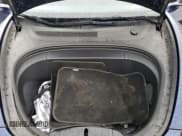 ✅ 2018 Tesla Model 3 Long Range Battery • VIN: 5YJ3E1EB2JF105401 • Lot: 83785725. Wystawiony na Copart z przebiegiem 93 976 mil. Bezpłatny archiwum sprzedaży aukcyjnych z USA i szczegółowy raport historii pojazdu na DreamBid. Zdjęcie 11.