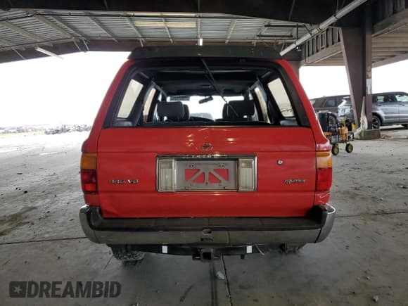 ✅ 1992 Toyota 4Runner • VIN: JT3VN39W1N0092103 • Lot: 71507325. Wystawiony na Copart z przebiegiem 196 597 mil. Bezpłatny archiwum sprzedaży aukcyjnych z USA i szczegółowy raport historii pojazdu na DreamBid. Zdjęcie 6.