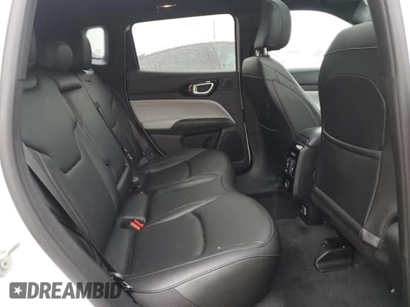 ✅ 2024 Jeep Compass Limited • VIN: 3C4NJDCN4RT578913 • Lot: 55625155. Listed on Copart with 18,880 mi. Free auction sales archive from the USA and detailed vehicle history report at DreamBid. Image 11.