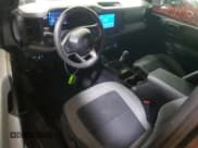 ✅ 2022 Ford Bronco Outer Banks • VIN: 1FMDE5AH6NLB78114 • Lot: 89455255. Wystawiony na Copart z przebiegiem 39 883 mil. Bezpłatny archiwum sprzedaży aukcyjnych z USA i szczegółowy raport historii pojazdu na DreamBid. Zdjęcie 8.