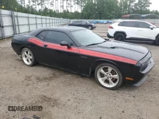 ✅ 2013 Dodge Challenger R/T Classic • VIN: 2C3CDYBT6DH511757 • Lot: 66043334. Wystawiony na Copart z przebiegiem 175 539 mil. Bezpłatny archiwum sprzedaży aukcyjnych z USA i szczegółowy raport historii pojazdu na DreamBid. Zdjęcie 4.