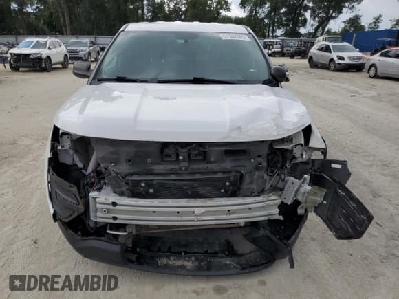 ✅ 2018 Ford Police Interceptor Utility • VIN: 1FM5K8AR7JGC95047 • Лот: 57962585. Опубликован ранее на Copart с пробегом 113 326 миль. Бесплатный доступ к архиву аукционных продаж из США и подробный отчёт об истории автомобиля на DreamBid. Изображение 5.