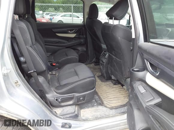 ✅ 2022 Subaru Ascent Premium • VIN: 4S4WMAED4N3447156 • Лот: 42641004. Опубликован ранее на IAAI с пробегом 74 504 миль. Бесплатный доступ к архиву аукционных продаж из США и подробный отчёт об истории автомобиля на DreamBid. Изображение 8.