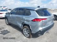 ✅ 2022 Toyota Corolla Cross L • VIN: 7MUAAAAG8NV030229 • Lot: 41952236. Listed on IAAI with 42,459 mi. Free auction sales archive from the USA and detailed vehicle history report at DreamBid. Image 6.