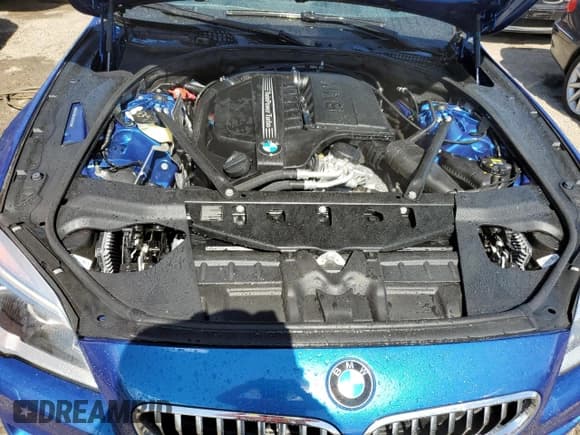 ✅ 2018 BMW 6 Series 640i • VIN: WBA6F1C54JGT83730 • Lot: 77209284. Wystawiony na Copart z przebiegiem 30 871 mil. Bezpłatny archiwum sprzedaży aukcyjnych z USA i szczegółowy raport historii pojazdu na DreamBid. Zdjęcie 11.