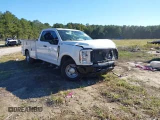 ✅ 2024 Ford F-250 XL • VIN: 1FT7X2AAXREC09632 • Lot: 43429899. Listed on IAAI with 35,638 mi. Free auction sales archive from the USA and detailed vehicle history report at DreamBid. Image 1.