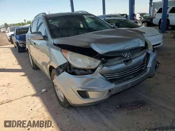 ✅ 2012 Hyundai Tucson GLS • VIN: KM8JU3AC5CU365513 • Lot: 72826584. Wystawiony na Copart z przebiegiem 223 223 mil mil. Skorzystaj z bezpłatnego archiwum sprzedaży aukcyjnych z USA i zobacz szczegółowy raport historii pojazdu na DreamBid. Zdjęcie 11.