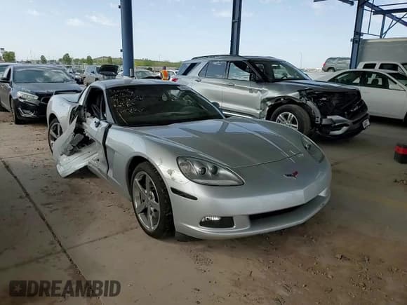 ✅ 2010 Chevrolet Corvette 3LT • VIN: 1G1YG2DW7A5109609 • Lot: 51635425. Listed on Copart with 63,030 mi. Free auction sales archive from the USA and detailed vehicle history report at DreamBid. Image 11.