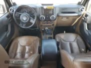 ✅ 2014 Jeep Wrangler Unlimited Sahara • VIN: 1C4BJWEG9EL108847 • Lot: 70563165. Wystawiony na Copart z przebiegiem 172 316 mil. Bezpłatny archiwum sprzedaży aukcyjnych z USA i szczegółowy raport historii pojazdu na DreamBid. Zdjęcie 8.