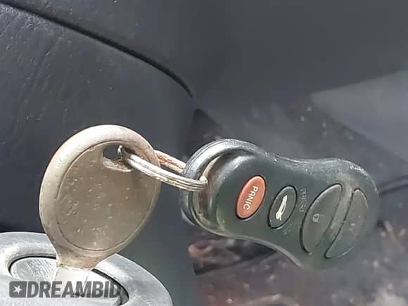 2003 Dodge Neon SXT z VIN 1B3ES56C43D190768, wystawiony jako IAAI lot #43618278 z przebiegiem Nie podano mil oraz . Historia ofert i sprzedaży dostępna na DreamBid. Obrazek 11.