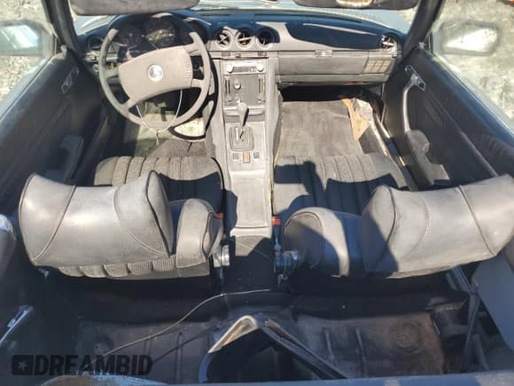 ✅ 1976 Mercedes-Benz SL • VIN: 10704412032553 • Лот: 79898874. Опубликован ранее на Copart с пробегом 95 232 миль. Бесплатный доступ к архиву аукционных продаж из США и подробный отчёт об истории автомобиля на DreamBid. Изображение 8.