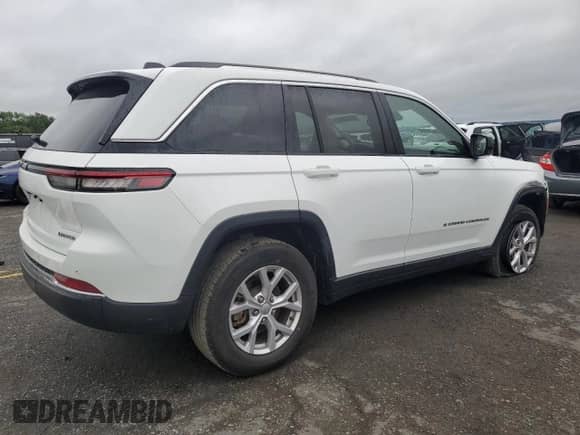 2022 Jeep Grand Cherokee Limited with VIN 1C4RJHBG7N8502073, listed as a Copart auction lot 68948645 with 35,546 mi miles and Salvage title. Bid and sale history available at DreamBid. Image 3.