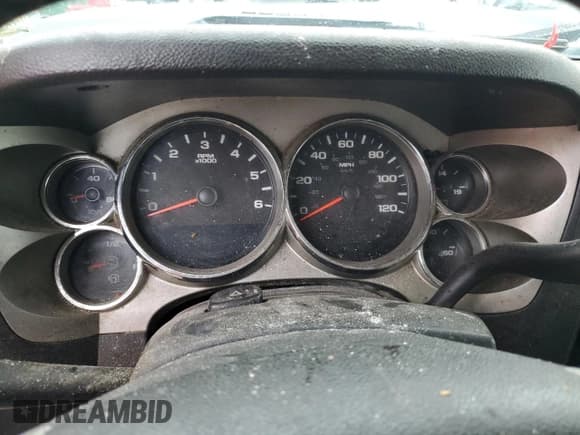 ✅ 2008 Chevrolet Silverado 2500HD Work Truck • VIN: 1GCHC29K58E120272 • Lot: 67533915. Wystawiony na Copart z przebiegiem Nie podano. Bezpłatny archiwum sprzedaży aukcyjnych z USA i szczegółowy raport historii pojazdu na DreamBid. Zdjęcie 9.