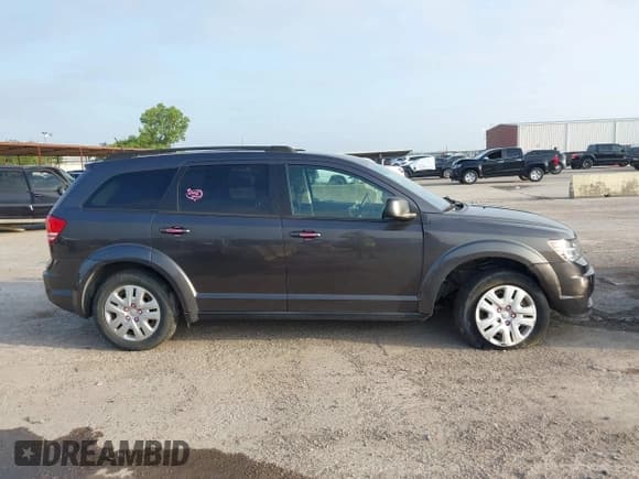 ✅ 2018 Dodge Journey SE • VIN: 3C4PDCABXJT385351 • Лот: 42747697. Опубликован ранее на IAAI с пробегом 119 718 миль. Бесплатный доступ к архиву аукционных продаж из США и подробный отчёт об истории автомобиля на DreamBid. Изображение 13.