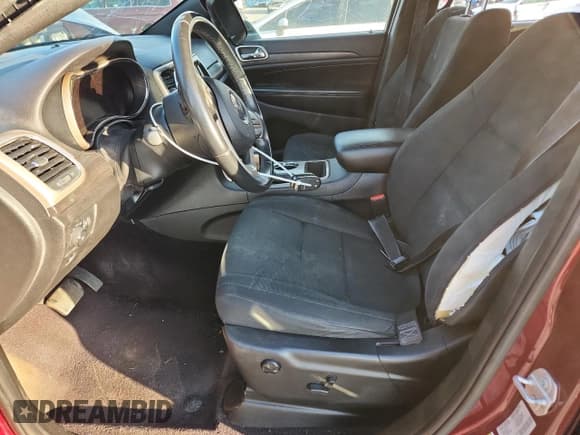 ✅ 2017 Jeep Grand Cherokee Laredo • VIN: 1C4RJFAG0HC630629 • Лот: 91029255. Опубликован ранее на Copart с пробегом 148 786 миль. Бесплатный доступ к архиву аукционных продаж из США и подробный отчёт об истории автомобиля на DreamBid. Изображение 7.