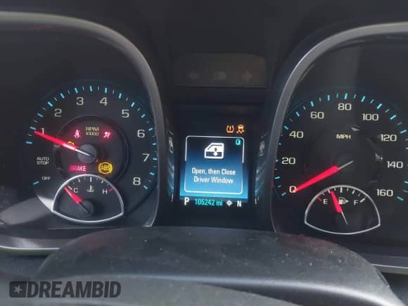 2016 Chevrolet Malibu LTZ z VIN 1G11E5SA4GU105094, wystawiony jako IAAI lot #43108630 z przebiegiem 105 242 mil mil oraz . Historia ofert i sprzedaży dostępna na DreamBid. Obrazek 7.