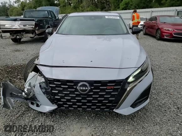 ✅ 2024 Nissan Altima SR • VIN: 1N4BL4CV7RN363187 • Lot: 90254265. Wystawiony na Copart z przebiegiem 33 902 mil. Bezpłatny archiwum sprzedaży aukcyjnych z USA i szczegółowy raport historii pojazdu na DreamBid. Zdjęcie 13.