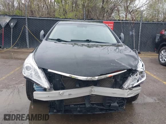 ✅ 2016 Hyundai Azera • VIN: KMHFG4JG5GA509087 • Лот: 41942446. Опубликован ранее на IAAI с пробегом 45 906 миль. Бесплатный доступ к архиву аукционных продаж из США и подробный отчёт об истории автомобиля на DreamBid. Изображение 12.