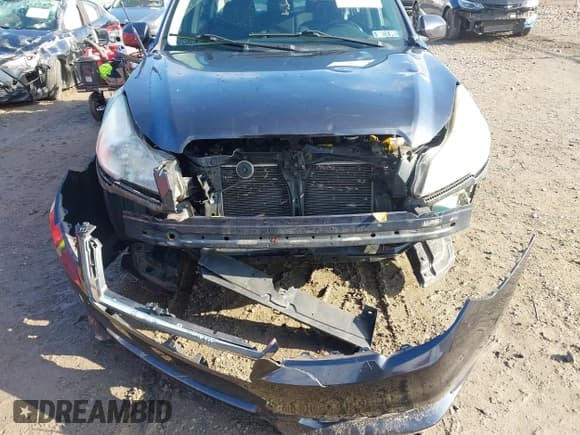 ✅ 2013 Subaru Legacy Premium • VIN: 4S3BMBC61D3039855 • Lot: 43728949. Wystawiony na IAAI z przebiegiem 104 450 mil. Bezpłatny archiwum sprzedaży aukcyjnych z USA i szczegółowy raport historii pojazdu na DreamBid. Zdjęcie 6.