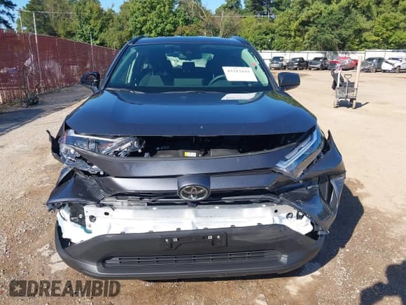 ✅ 2025 Toyota RAV4 Hybrid LE • VIN: JTMLWRFV9SD297395 • Lot: 43313163. Wystawiony na IAAI z przebiegiem 9 555 mil. Bezpłatny archiwum sprzedaży aukcyjnych z USA i szczegółowy raport historii pojazdu na DreamBid. Zdjęcie 12.