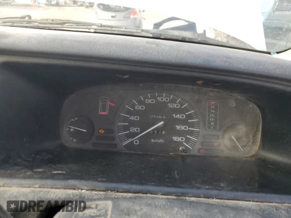 ✅ 1995 Honda Odyssey • VIN: RA21049652 • Lot: 85426404. Listed on Copart with 271,632 mi. Free auction sales archive from the USA and detailed vehicle history report at DreamBid. Image 9.