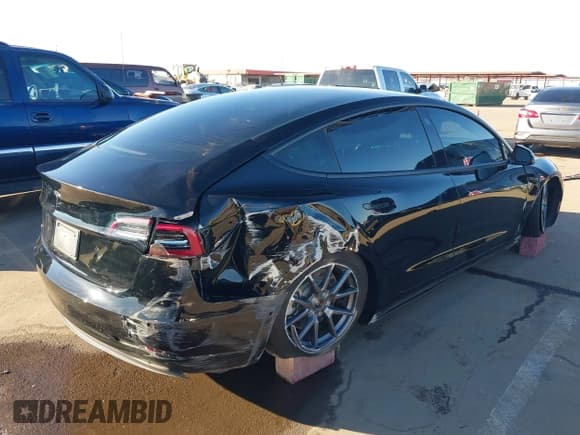 ✅ 2021 Tesla Model 3 Standard Range Plus • VIN: 5YJ3E1EA8MF930242 • Лот: 43646801. Опубликован ранее на IAAI с пробегом 18 850 миль. Бесплатный доступ к архиву аукционных продаж из США и подробный отчёт об истории автомобиля на DreamBid. Изображение 6.