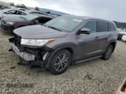 ✅ 2019 Toyota Highlander Hybrid XLE • VIN: 5TDJGRFH1KS060743 • Лот: 81802895. Опубликован ранее на Copart с пробегом 104 465 миль. Бесплатный доступ к архиву аукционных продаж из США и подробный отчёт об истории автомобиля на DreamBid. Изображение 1.