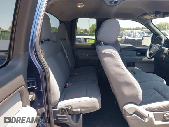 ✅ 2014 Ford F-150 XL • VIN: 1FTFX1CF5EKD10569 • Лот: 42668229. Опубликован ранее на IAAI с пробегом 92 407 миль. Бесплатный доступ к архиву аукционных продаж из США и подробный отчёт об истории автомобиля на DreamBid. Изображение 8.