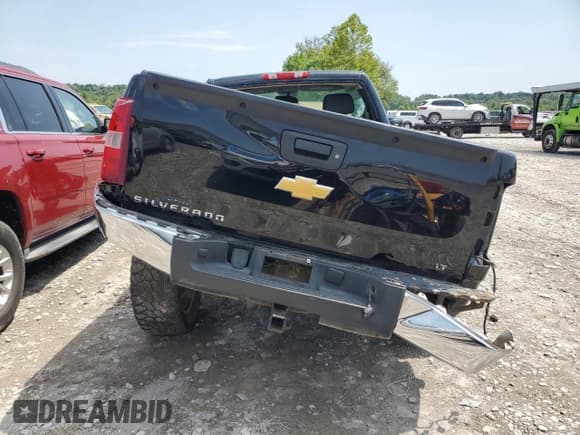 ✅ 2013 Chevrolet Silverado 1500 LT • VIN: 1GCNKSE02DZ283362 • Lot: 63886234. Listed on Copart with 202,749 mi. Free auction sales archive from the USA and detailed vehicle history report at DreamBid. Image 6.