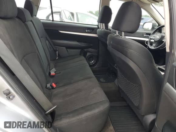 ✅ 2014 Subaru Outback 2.5i • VIN: 4S4BRCAC2E1304162 • Lot: 64791825. Wystawiony na Copart z przebiegiem 175 571 mil. Bezpłatny archiwum sprzedaży aukcyjnych z USA i szczegółowy raport historii pojazdu na DreamBid. Zdjęcie 11.