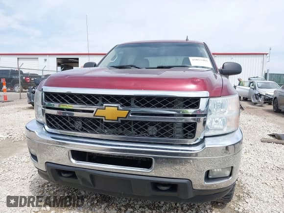 ✅ 2014 Chevrolet Silverado 2500HD LT • VIN: 1GC1KXC88EF140598 • Lot: 42023482. Listed on IAAI with 300,929 mi. Free auction sales archive from the USA and detailed vehicle history report at DreamBid. Image 12.
