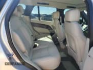 ✅ 2023 Land Rover Range Rover SE • VIN: SALKP9E7XPA046592 • Lot: 90251505. Wystawiony na Copart z przebiegiem 48 092 mil. Bezpłatny archiwum sprzedaży aukcyjnych z USA i szczegółowy raport historii pojazdu na DreamBid. Zdjęcie 11.