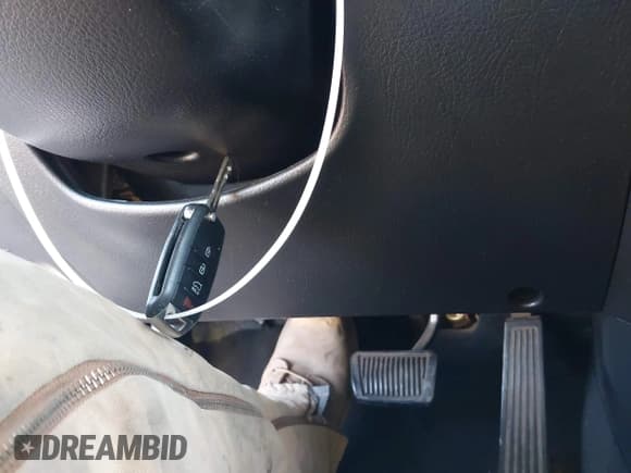 ✅ 2014 Kia Sorento LX • VIN: 5XYKT4A6XEG517687 • Лот: 43676103. Опубликован ранее на IAAI с пробегом 186 176 миль. Бесплатный доступ к архиву аукционных продаж из США и подробный отчёт об истории автомобиля на DreamBid. Изображение 11.