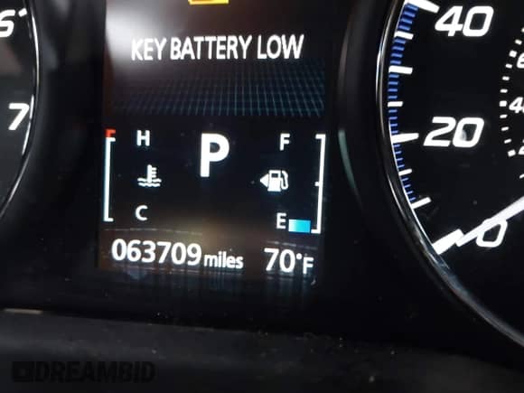 ✅ 2020 Mitsubishi Outlander SE • VIN: JA4AD3A36LJ000323 • Lot: 43244287. Wystawiony na IAAI z przebiegiem 63 709 mil. Bezpłatny archiwum sprzedaży aukcyjnych z USA i szczegółowy raport historii pojazdu na DreamBid. Zdjęcie 16.