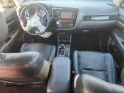 ✅ 2016 Mitsubishi Outlander SE • VIN: JA4AD3A30GZ022079 • Lot: 82585905. Listed on Copart with Not provided. Free auction sales archive from the USA and detailed vehicle history report at DreamBid. Image 8.