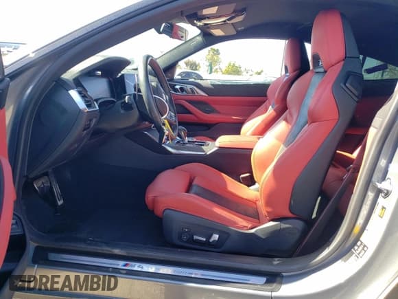 ✅ 2022 BMW M4 Competition xDrive • VIN: WBS43AZ01NCK99479 • Lot: 46399964. Listed on Copart with 7,435 mi. Free auction sales archive from the USA and detailed vehicle history report at DreamBid. Image 7.