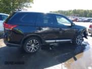 ✅ 2018 Mitsubishi Outlander ES • VIN: JA4AZ3A31JZ071431 • Lot: 43086002. Listed on IAAI with 164,690 mi. Free auction sales archive from the USA and detailed vehicle history report at DreamBid. Image 14.