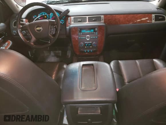 ✅ 2009 Chevrolet Silverado 1500 • VIN: 1GCFK39Y39Z226461 • Lot: 43535055. Wystawiony na Copart z przebiegiem 141 742 mil. Bezpłatny archiwum sprzedaży aukcyjnych z USA i szczegółowy raport historii pojazdu na DreamBid. Zdjęcie 8.