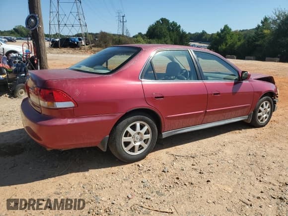 ✅ 2002 Honda Accord SE • VIN: 1HGCG56762A041676 • Lot: 71987685. Listed on Copart with 259,209 mi. Free auction sales archive from the USA and detailed vehicle history report at DreamBid. Image 3.