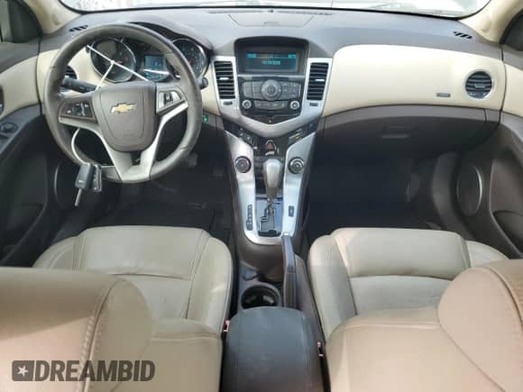 2012 Chevrolet Cruze LTZ z VIN 1G1PH5SC6C7170945, wystawiony jako Copart lot #89626035 z przebiegiem 172 658 mil mil oraz Szkoda całkowita • Salvage title. Historia ofert i sprzedaży dostępna na DreamBid. Obrazek 8.