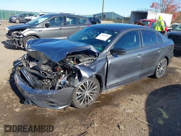 ✅ 2016 Volkswagen Jetta Sport • VIN: 3VWD17AJ0GM226364 • Lot: 43689381. Listed on IAAI with 98,652 mi. Free auction sales archive from the USA and detailed vehicle history report at DreamBid. Image 2.