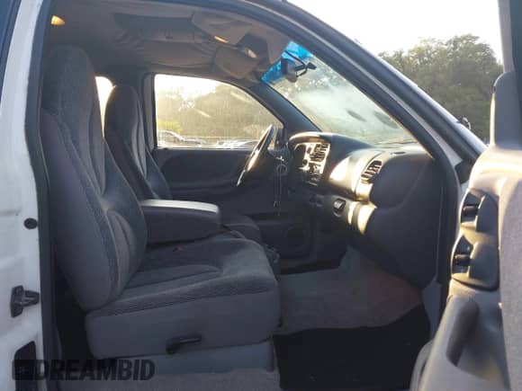 1997 Dodge Dakota with VIN 1B7GL23YXVS250828, listed as a IAAI auction lot 42728787 with 201,587 mi miles and . Bid and sale history available at DreamBid. Image 5.