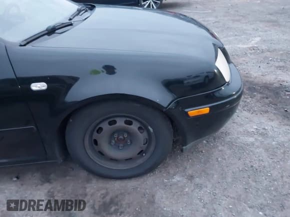 ✅ 2001 Volkswagen Jetta GLS • VIN: 3VWSK69M21M223339 • Lot: 43775780. Listed on IAAI with 147,041 mi. Free auction sales archive from the USA and detailed vehicle history report at DreamBid. Image 13.