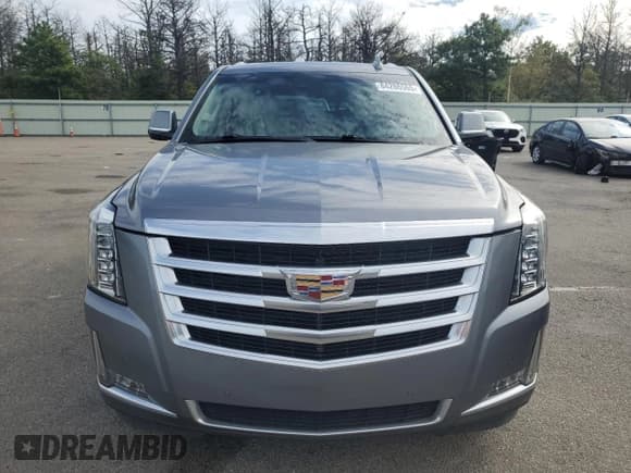 ✅ 2020 Cadillac Escalade Luxury • VIN: 1GYS4BKJ5LR115377 • Lot: 84286565. Listed on Copart with 140,986 mi. Free auction sales archive from the USA and detailed vehicle history report at DreamBid. Image 5.