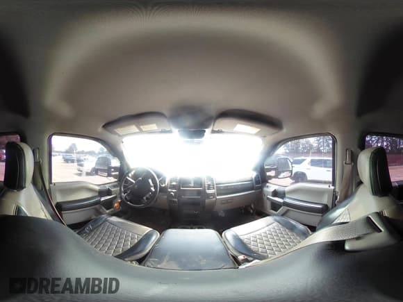 ✅ 2018 Ford F-250 XL • VIN: 1FT7W2BTXJED02111 • Lot: 42651189. Listed on IAAI with 182,081 mi. Free auction sales archive from the USA and detailed vehicle history report at DreamBid. Image 19.