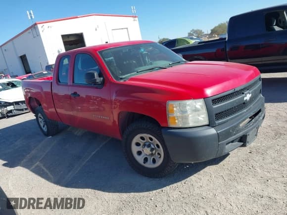 ✅ 2010 Chevrolet Silverado 1500 Work Truck • VIN: 1GCSCPEX4AZ148390 • Lot: 43578731. Wystawiony na IAAI z przebiegiem 215 045 mil. Bezpłatny archiwum sprzedaży aukcyjnych z USA i szczegółowy raport historii pojazdu na DreamBid. Zdjęcie 13.