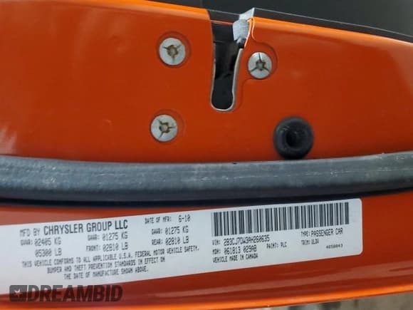 ✅ 2010 Dodge Challenger SRT-8 • VIN: 2B3CJ7DW3AH260635 • Lot: 87880775. Wystawiony na Copart z przebiegiem 105 524 mil. Bezpłatny archiwum sprzedaży aukcyjnych z USA i szczegółowy raport historii pojazdu na DreamBid. Zdjęcie 12.