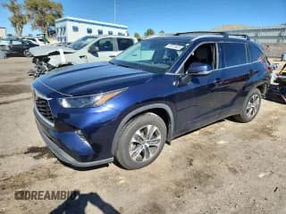 ✅ 2022 Toyota Highlander XLE • VIN: 5TDHZRBH9NS203697 • Лот: 87073625. Опубликован ранее на Copart с пробегом 25 284 миль. Бесплатный доступ к архиву аукционных продаж из США и подробный отчёт об истории автомобиля на DreamBid. Изображение 1.